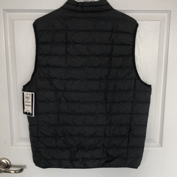 down filled vest with stow bag. Charcoal gray. Size M - Picture 4 of 8